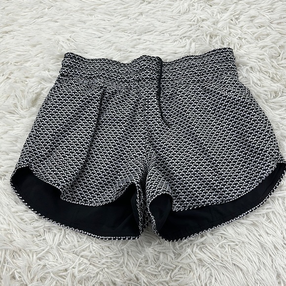 Lululemon Choose A Side Short *3" Black / Monochromic Black - Picture 1 of 5